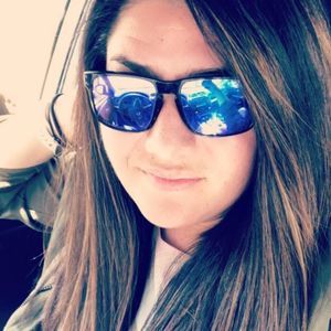 Meet your Posher, April